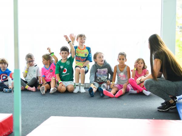 Gymnastic lessons